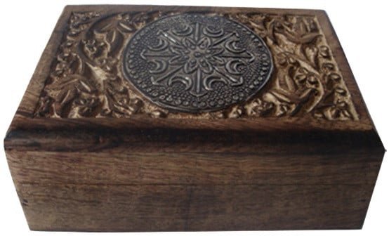 [89991] Large Plaque Carved Wooden Box – 5" x 8"