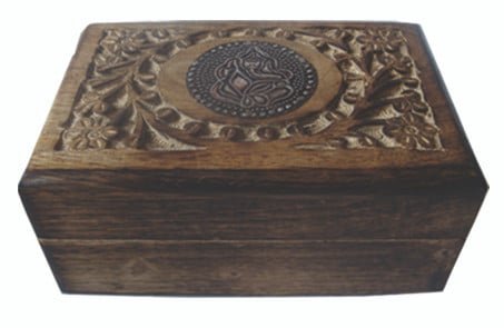 [89999] Plaque Carved Wooden Box – 6" x 4"