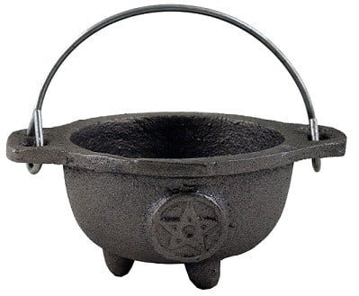 [91868] Pentacle Cast Iron Cauldron – 3"